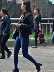 那一夜的裸足诱惑无码版